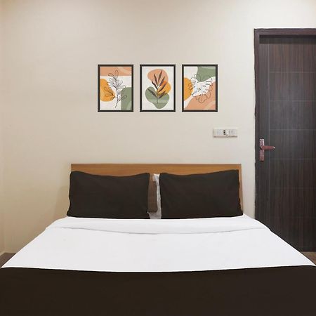 Super Hotel O S J Residency Delhi  Exterior photo